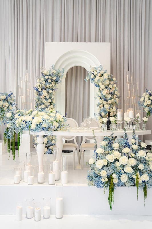 Wedding florals by Bana Florist example 1